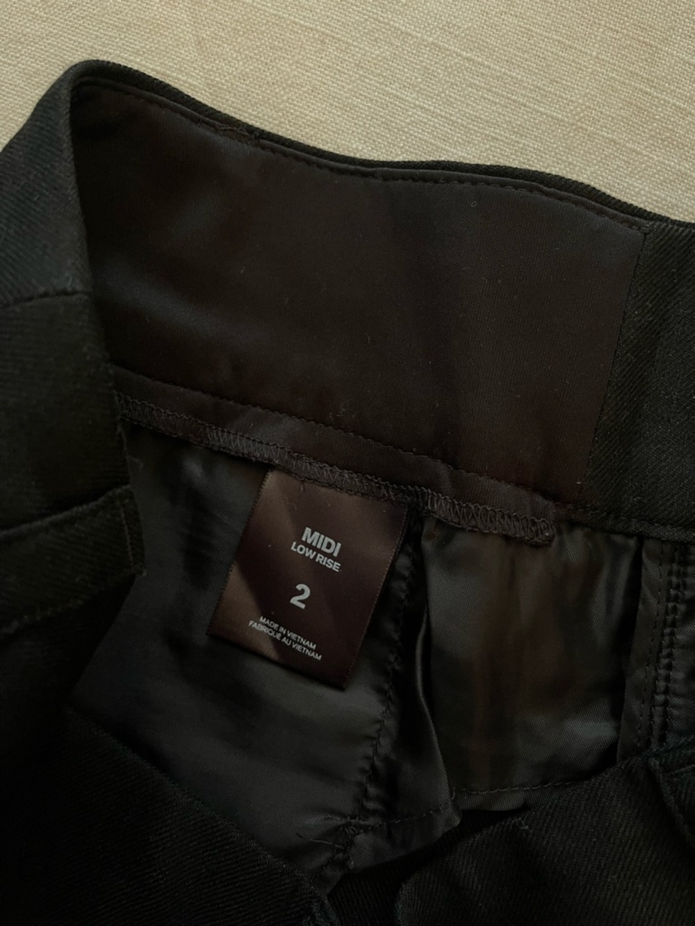 Express Low Rise Shorts - Picture 4 of 5